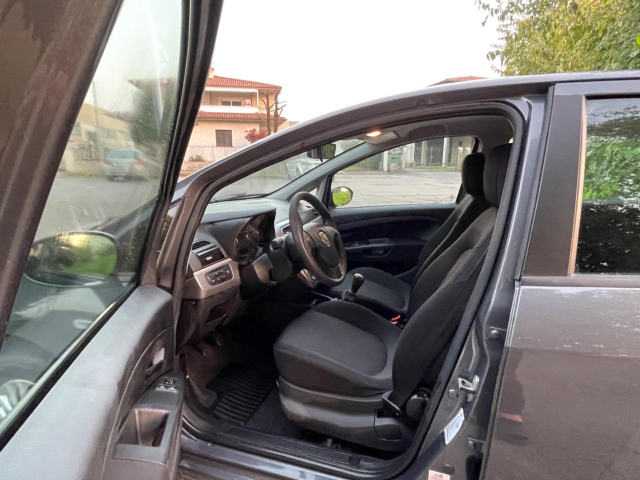 Fiat Punto 1.3 MJT II 75 CV 5 porte Lounge per Neopatentati 2014