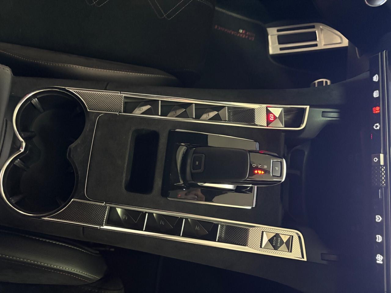 Ds 7 Crossback BlueHDi 130 aut. Performance Line