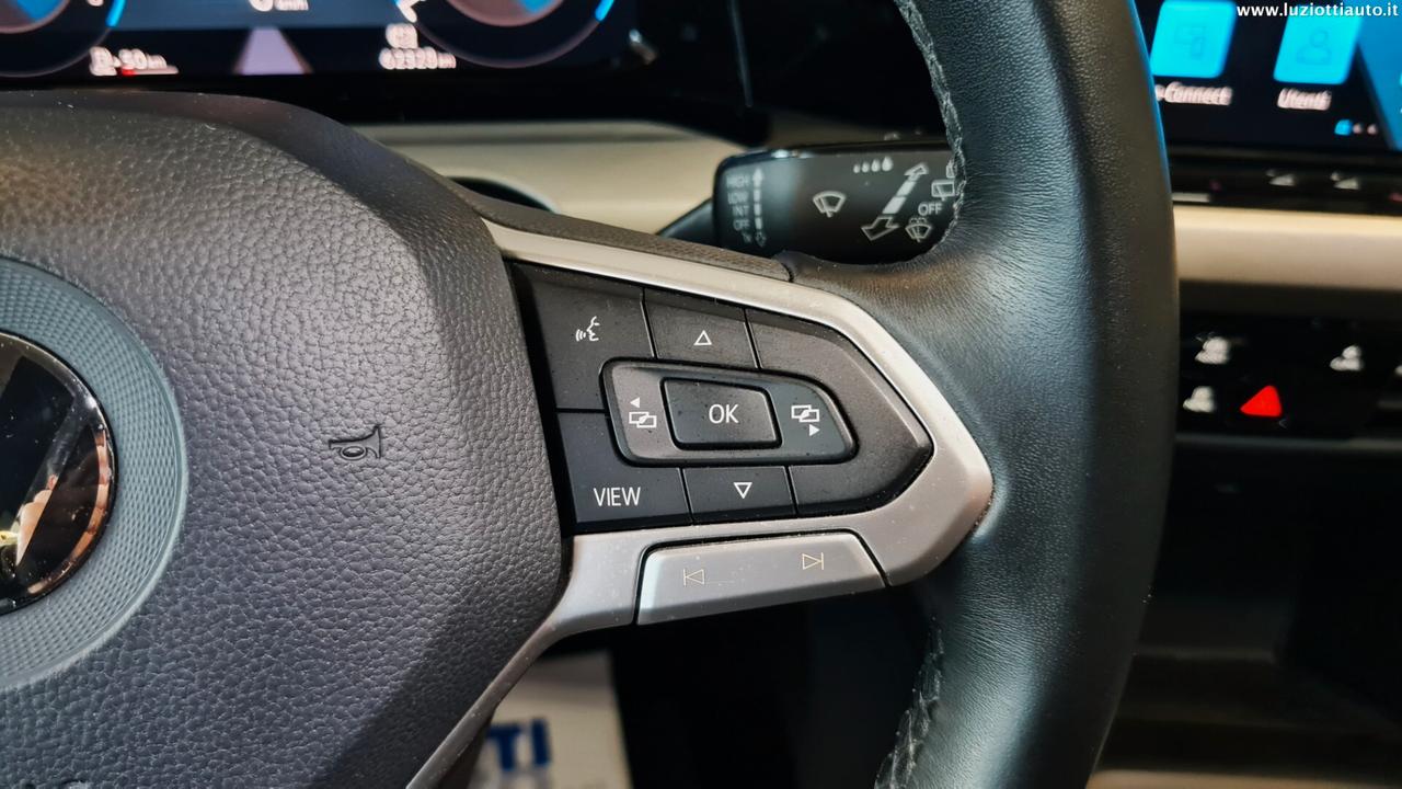 Volkswagen Golf 8 1.5 TGI LIFE
