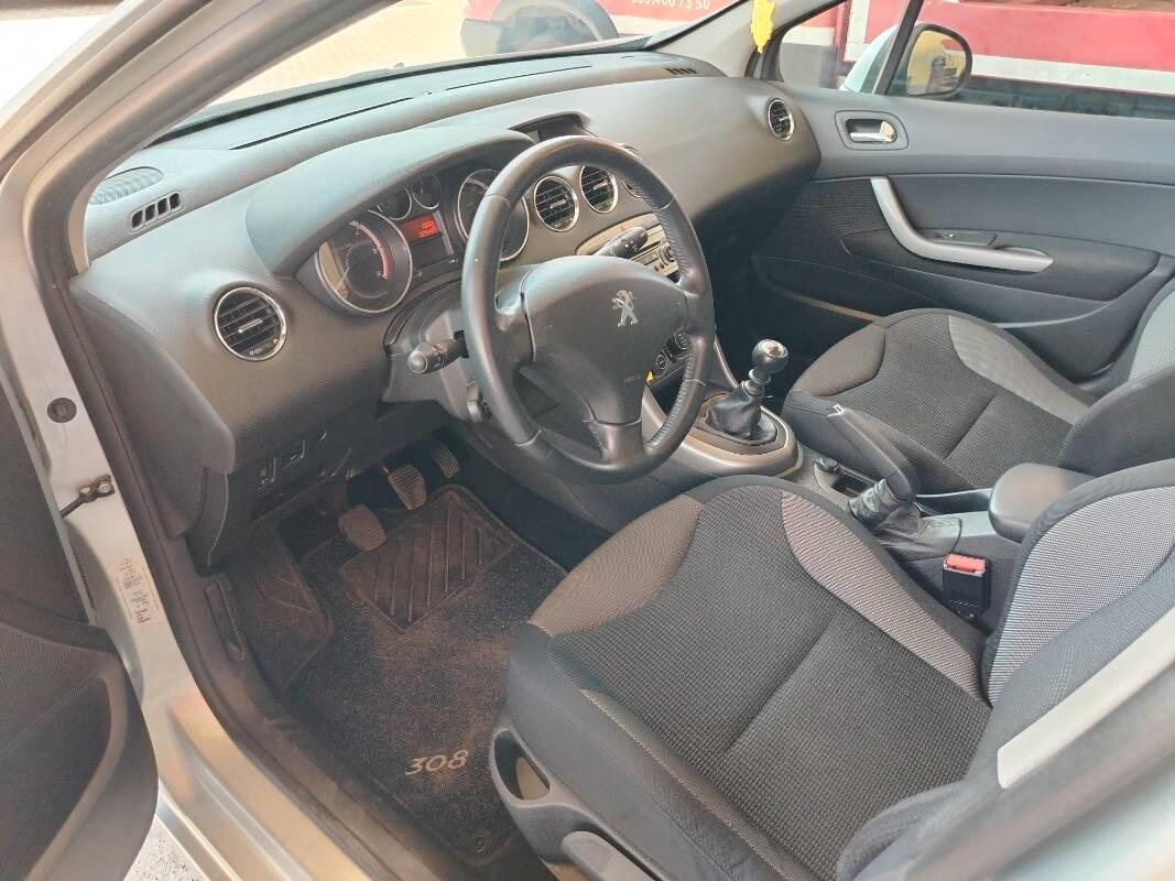 Peugeot 308 1.6 e-hdi 8v Access s&s 112cv 5p
