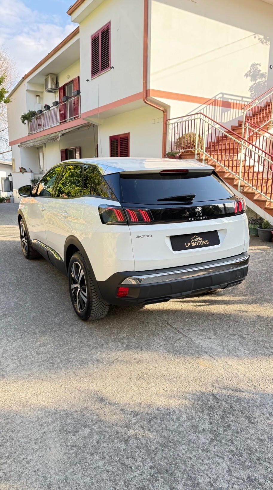 Peugeot 3008 BlueHDi 130 S&S EAT8 Allure Pack