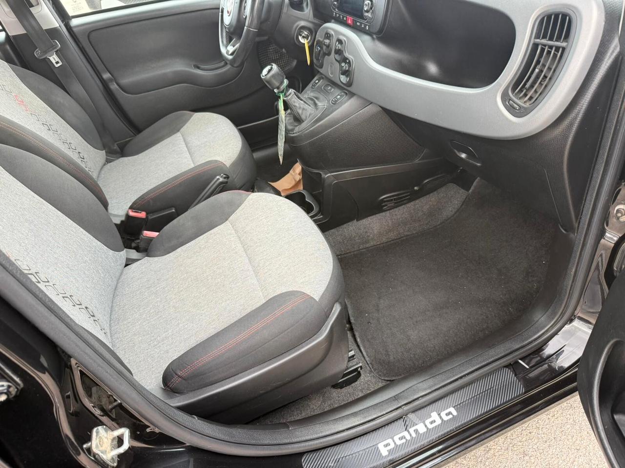 Fiat Panda 1.2 Connected by Wind