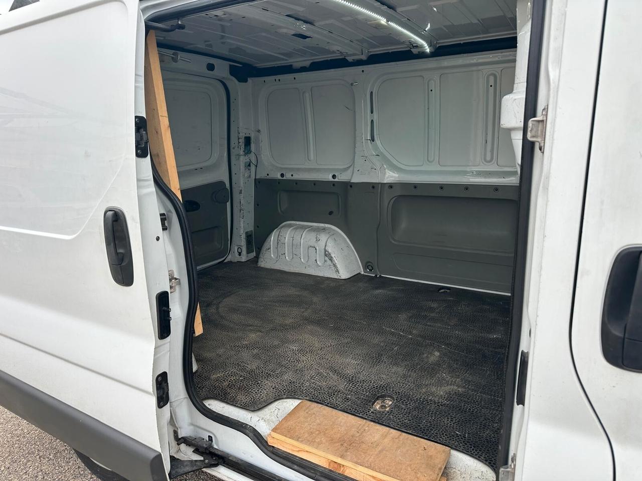 Opel Vivaro 2.0 Diesel