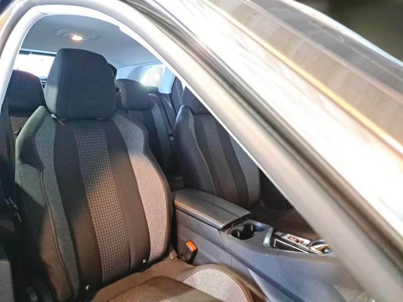 PEUGEOT 3008 BlueHDI 130 EAT8 S/S Business