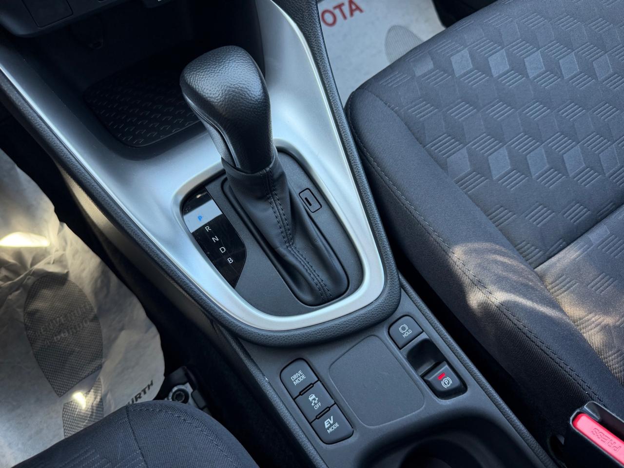 Toyota Yaris 1.5 Hybrid Trend 5p