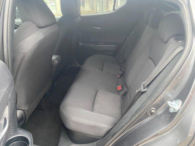 TOYOTA C-HR 1.8 Hybrid E-CVT