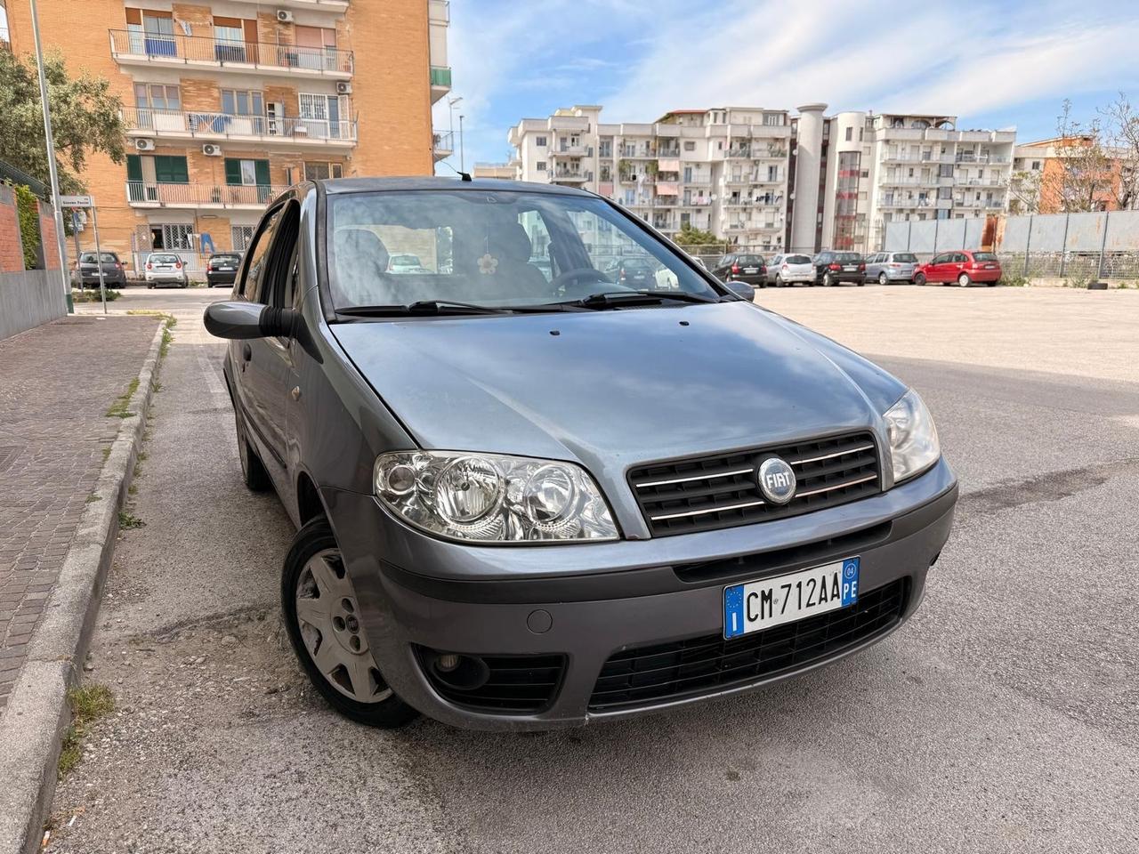 Fiat Punto 1.2i cat 5 porte EL