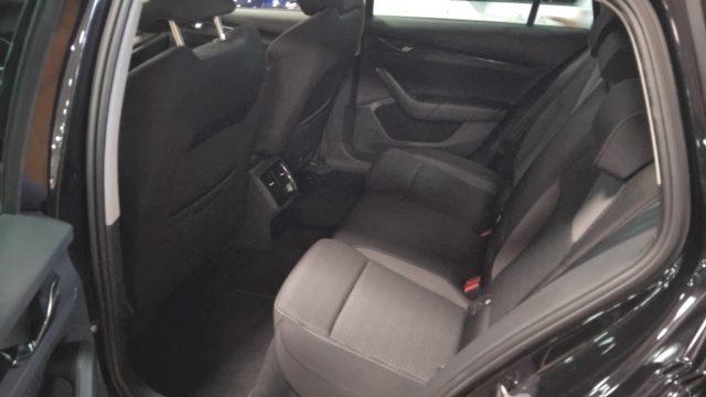 SKODA Octavia 2.0 TDI EVO SCR DSG Wagon Executive