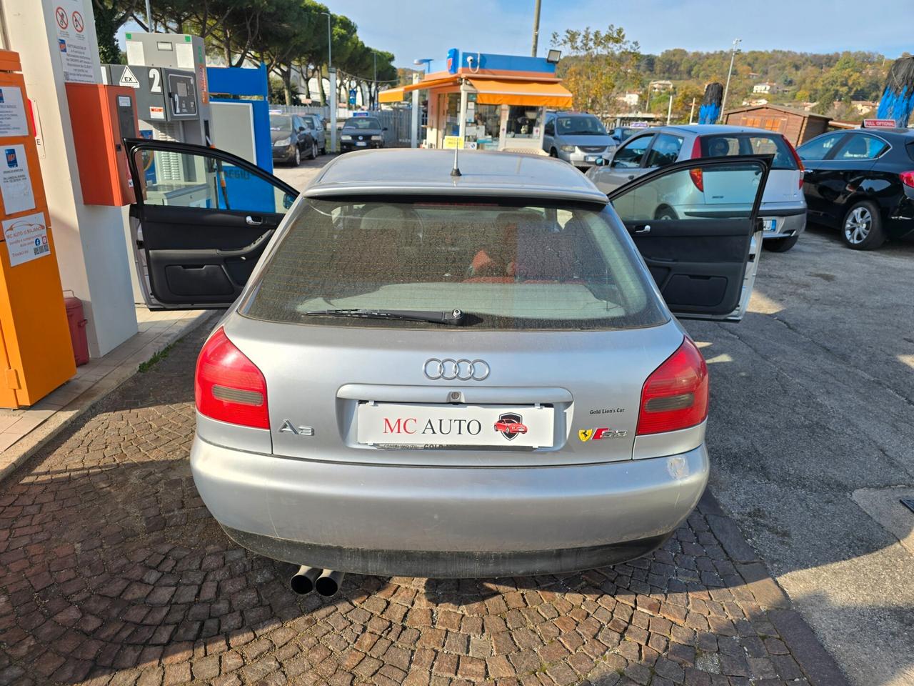 Audi A3 1.6 cat 3p. Con 284.000km