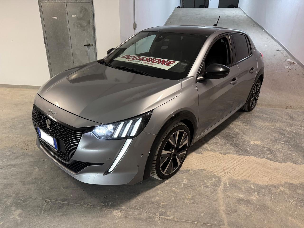 Peugeot 208 BlueHDi 100 S&S 5 porte GT Line