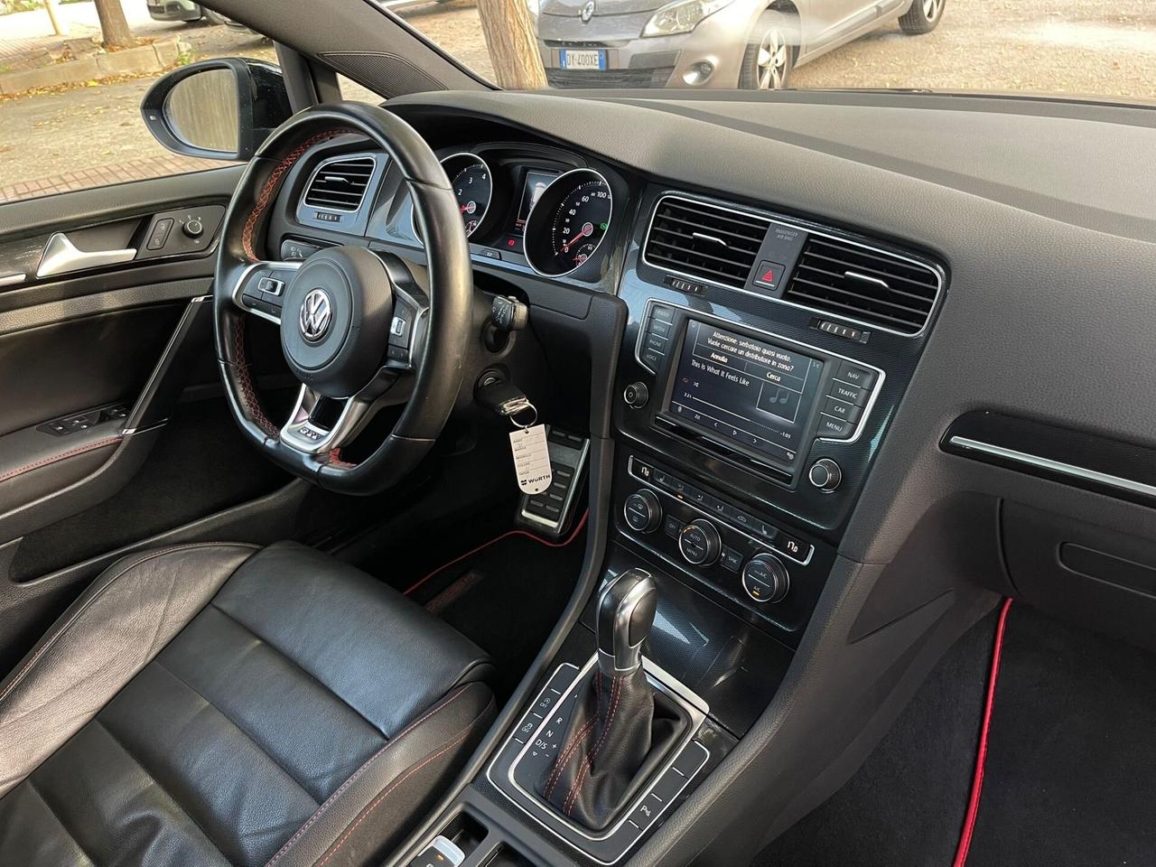 Volkswagen Golf GTI 230 CV Performance 2.0 TSI DSG 5p.