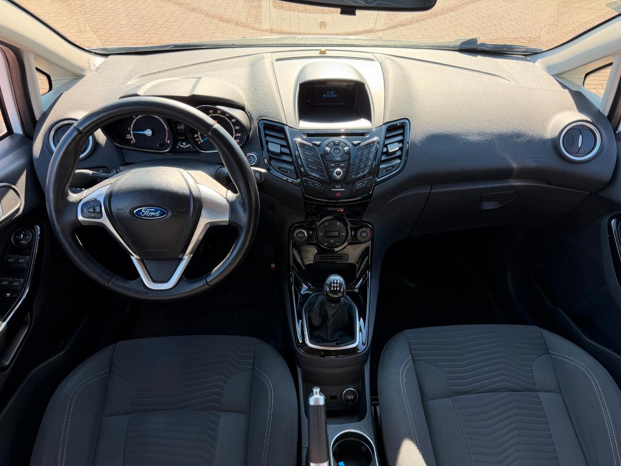 Ford Fiesta 1.5 TDCi 75CV 5 porte Titanium