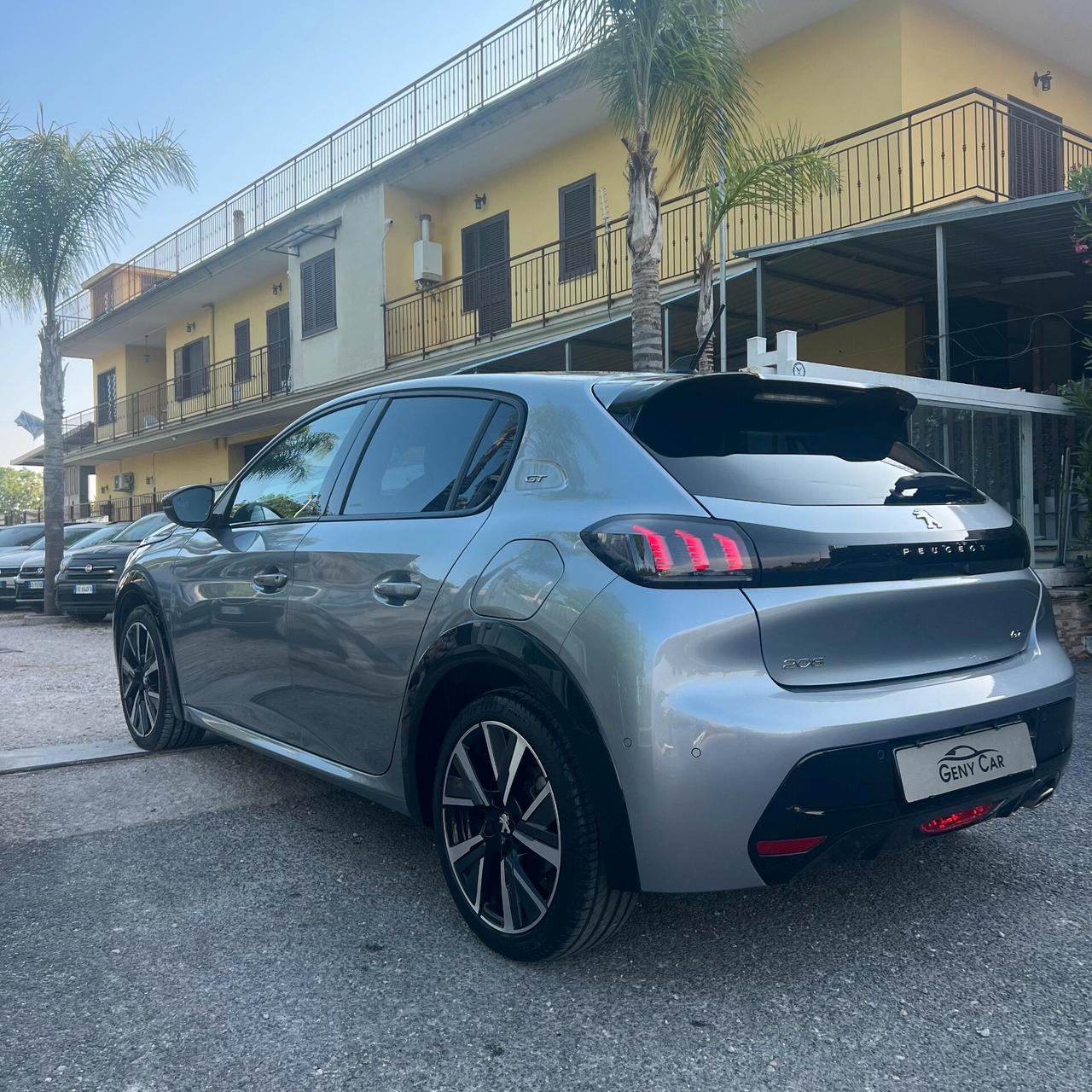 Peugeot 208 1.2 puretech GT s&s 100cv