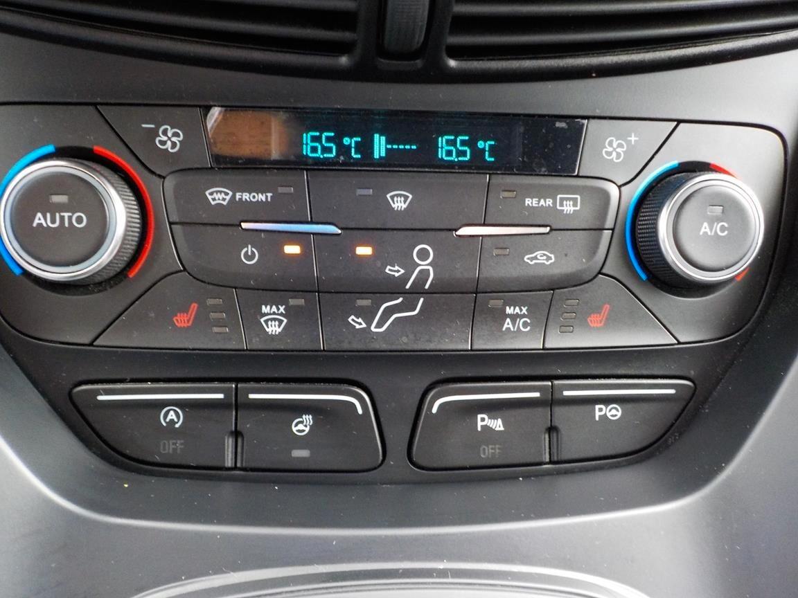 Ford Kuga 2.0 TDCI 180 CV S&S 4WD Powershift ST-Line