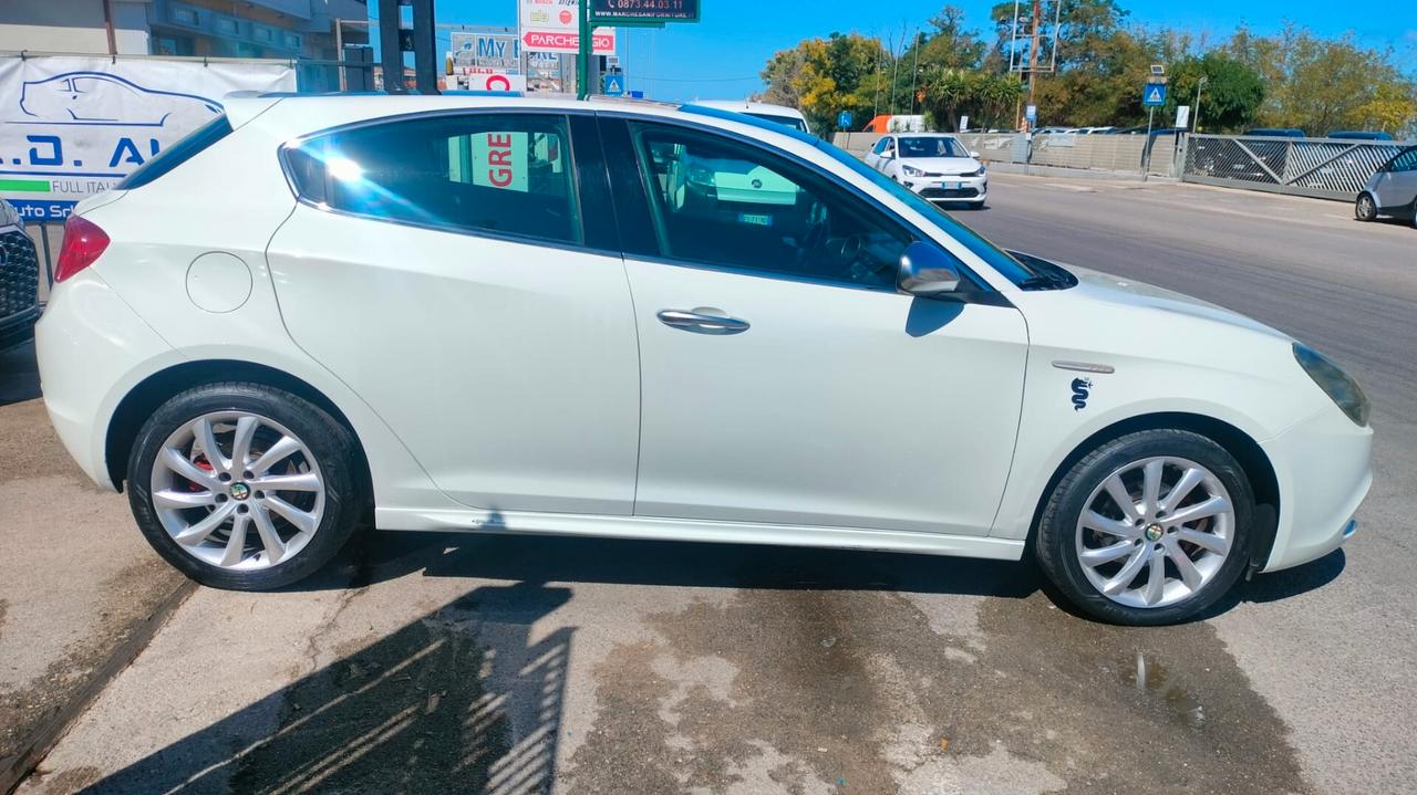 Alfa Romeo Giulietta 1.6 JTDm-2 105 CV Exclusive