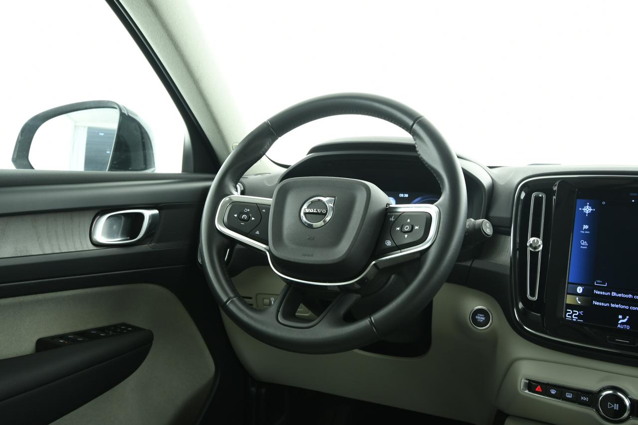 VOLVO XC40 1.5 t5 phev Inscription auto PELLE+APP CONNECT+C19"