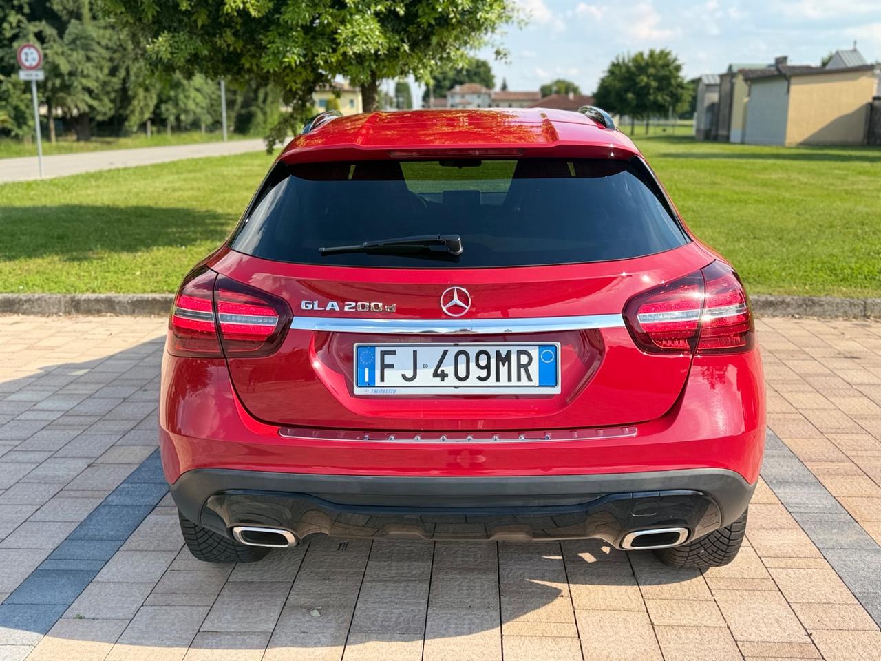 Mercedes-benz GLA 200 d Automatic Premium