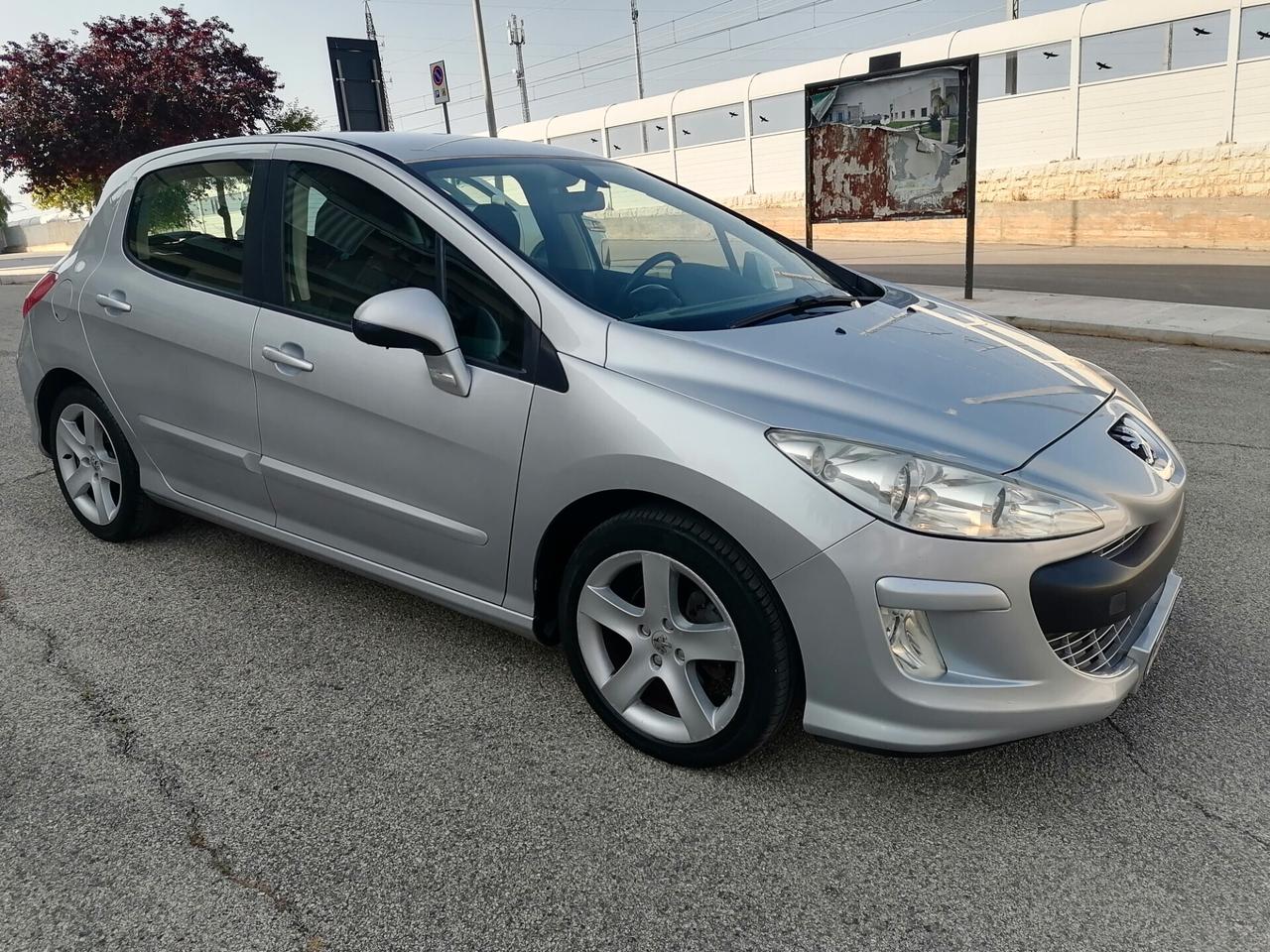 Peugeot 308 1.6 HDi 110CV 5p. Tecno