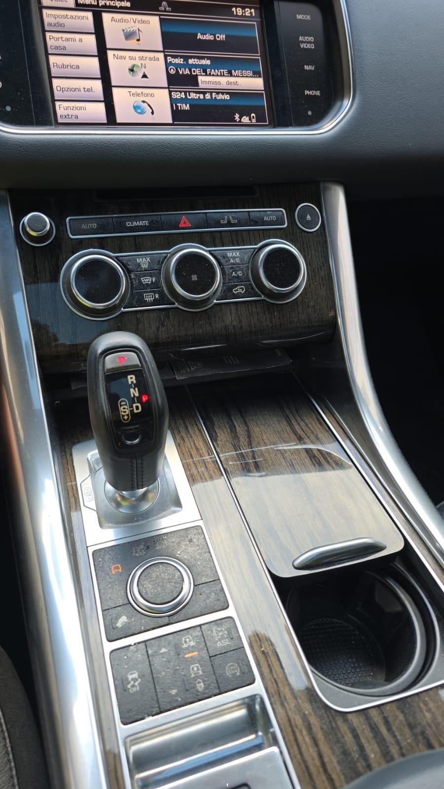 Land Rover Range Sport 3.0 TDV6 HSE Dynamic