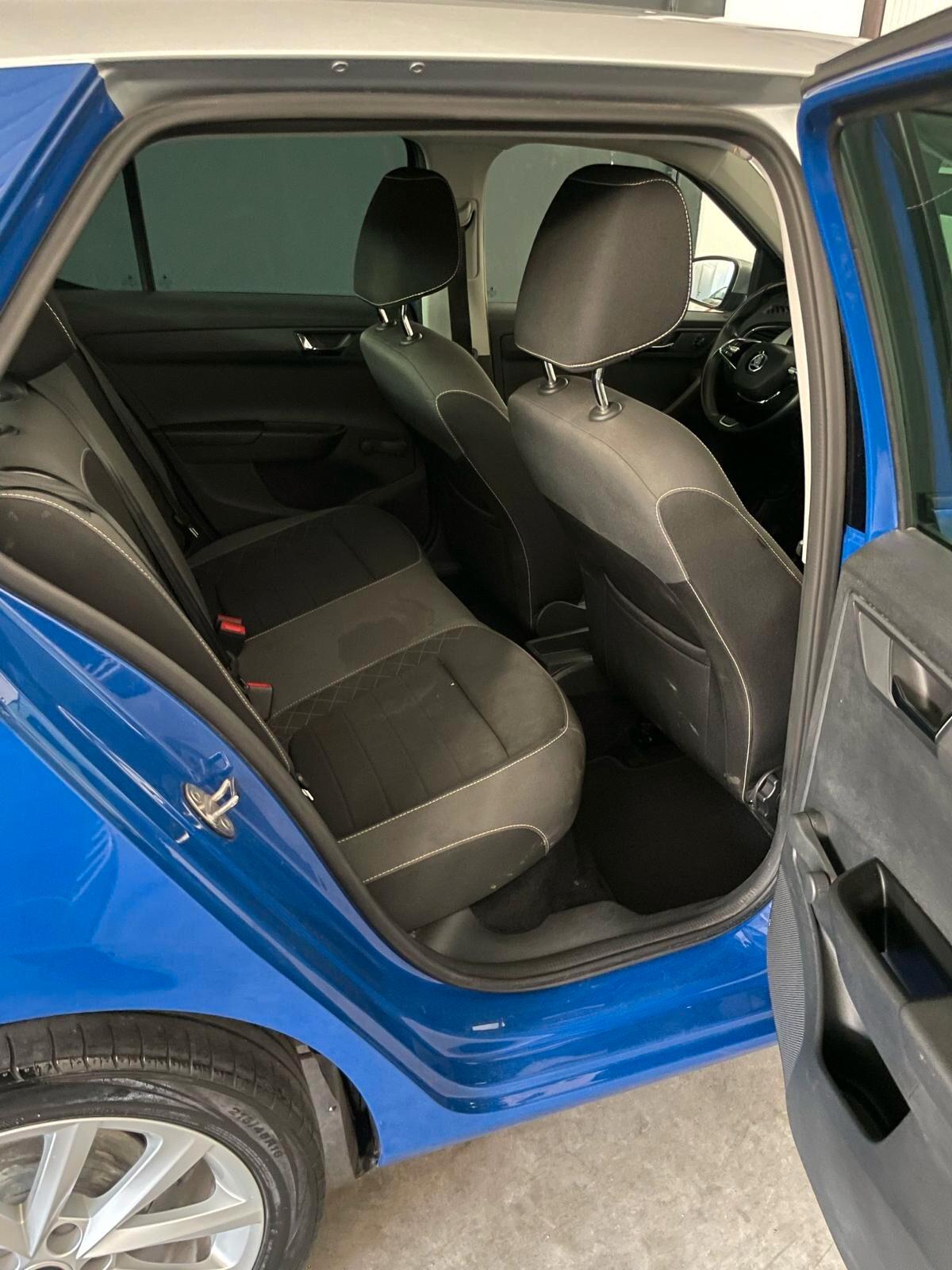 Skoda Fabia 1.0 MPI 60 CV Twin Color Nero