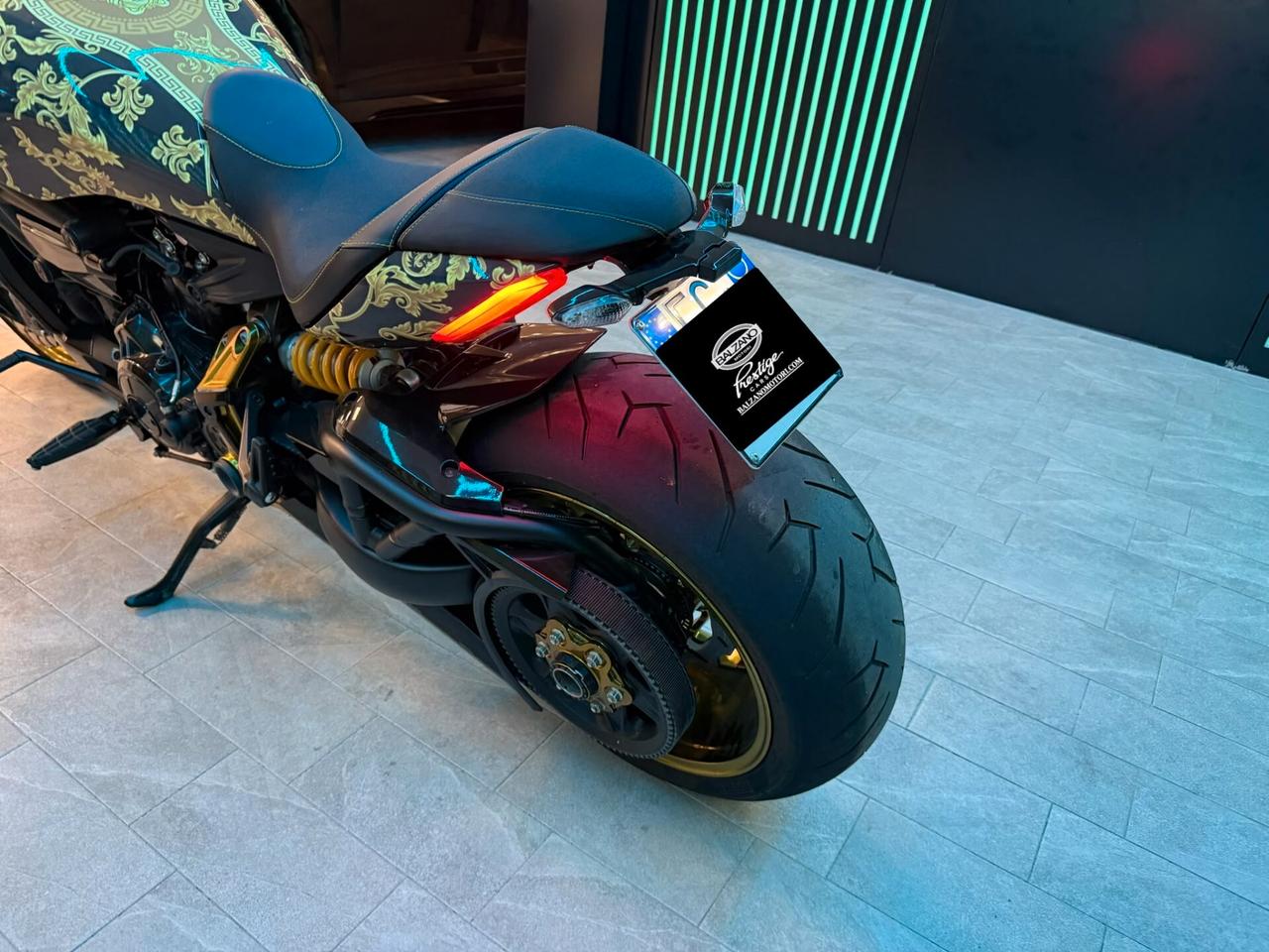 DUCATI DIAVEL XDIAVEL S VERSACE SERIE LIMITATA 2017