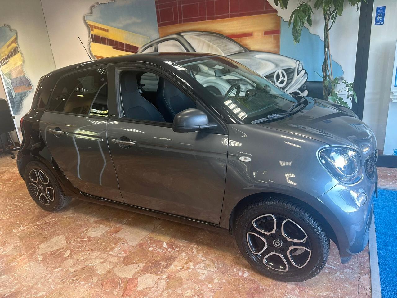 SMART FORFOUR 1.0 71CV TWINAMIC PASSION GRIGIO SCURO MET TRIDION NERO C.L.15 UFFICIALE FATTURABILE IVA ESPOSTA COME NUOVA OK NEOPATENTATI