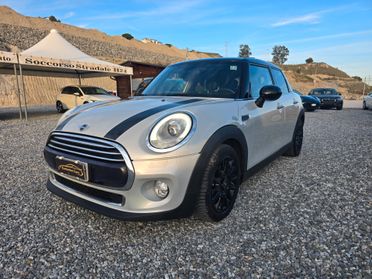 Mini Mini 1.5 Cooper D 5 porte