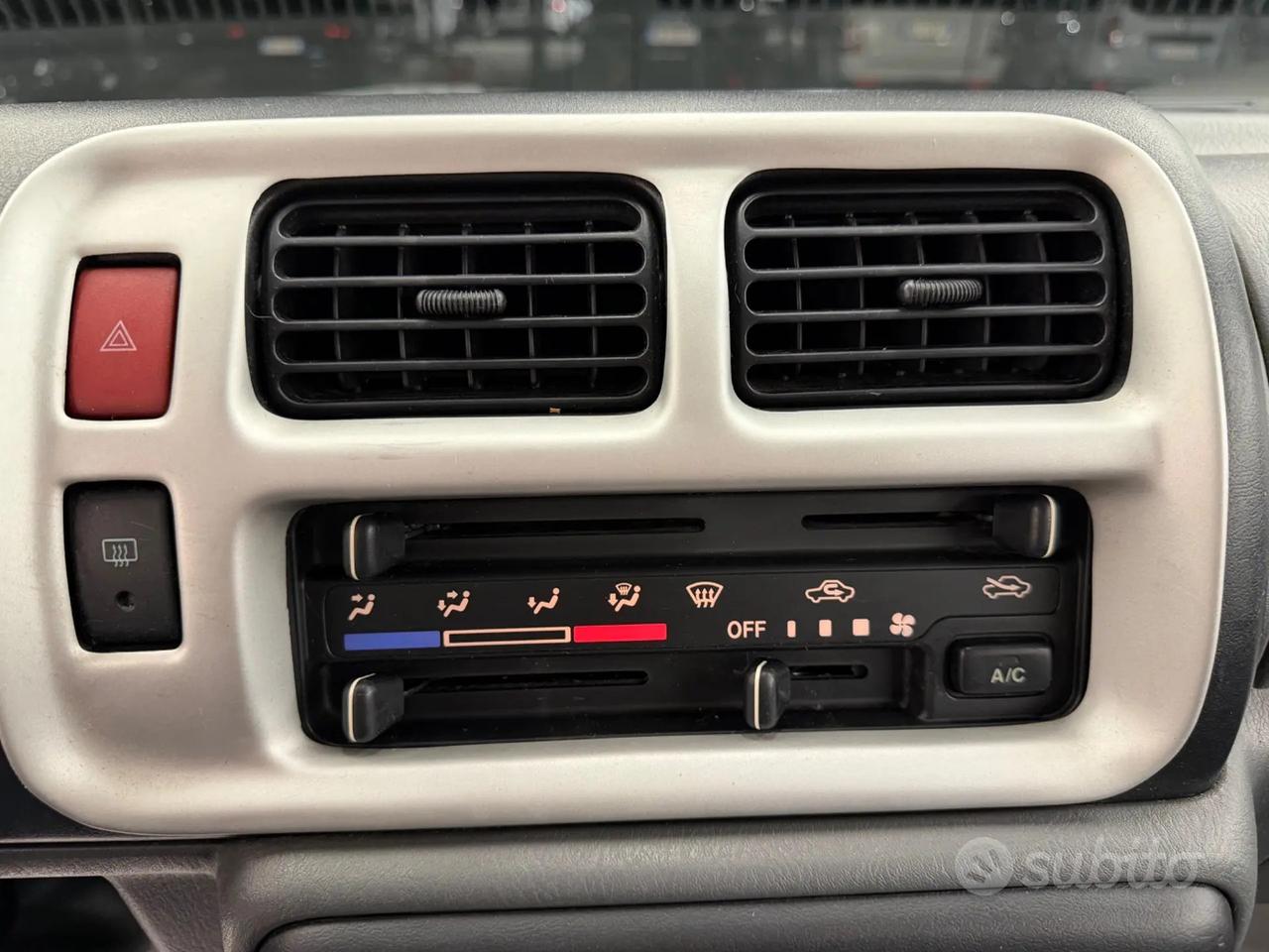 Suzuki Jimny 1.3i 16V cat 4WD JLX