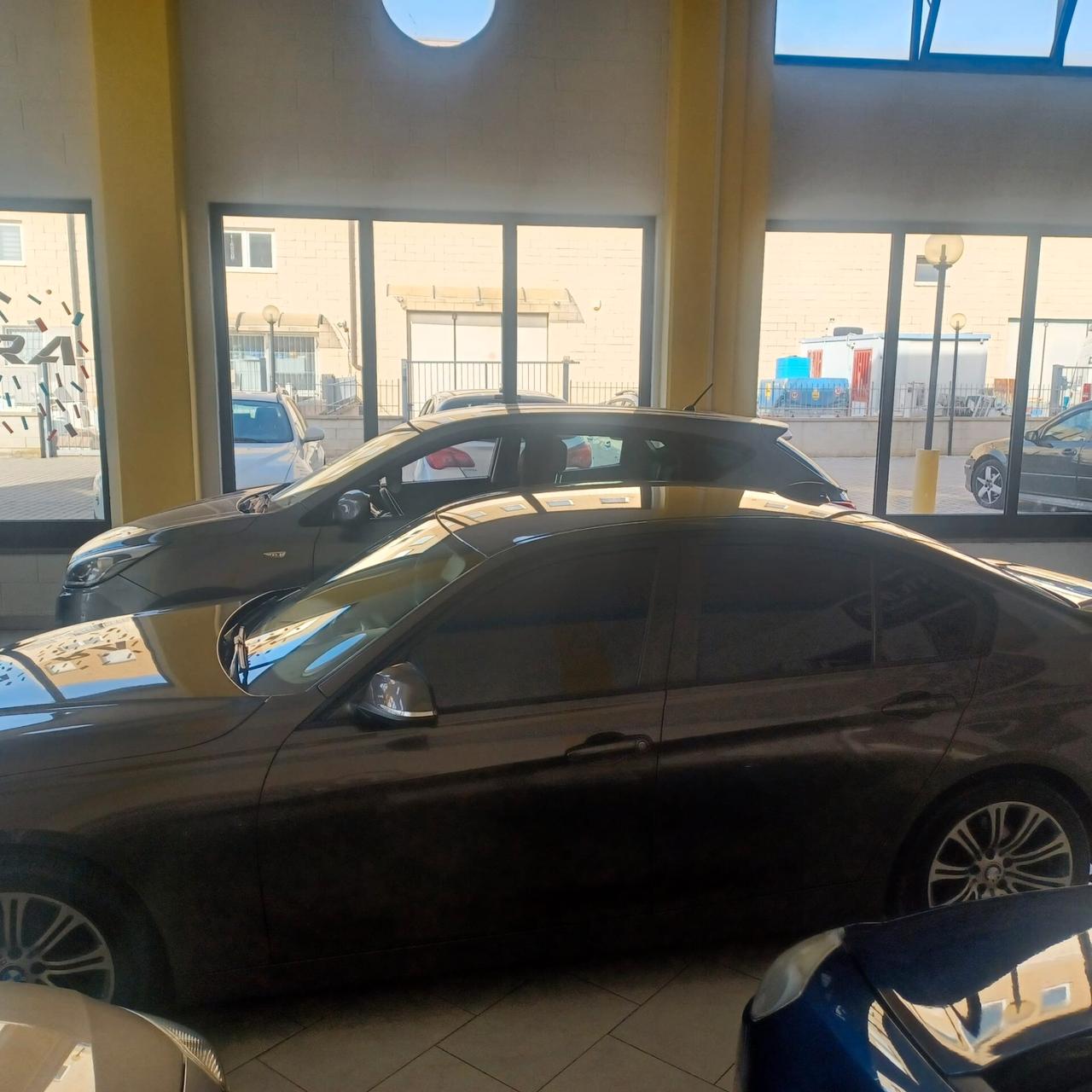 STUPENDE BMW SERIE 3 2.0 TDI AUTOMATICA