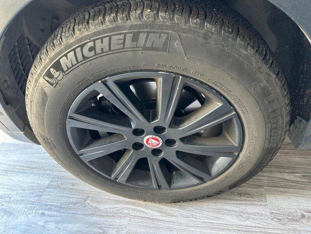 JAGUAR E-Pace (X540) E-Pace 2.0D 150 CV A...