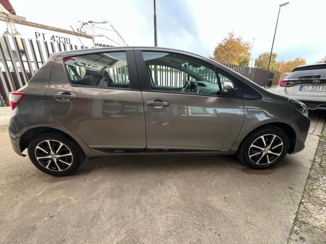 TOYOTA Yaris 1.5 5 porte Active