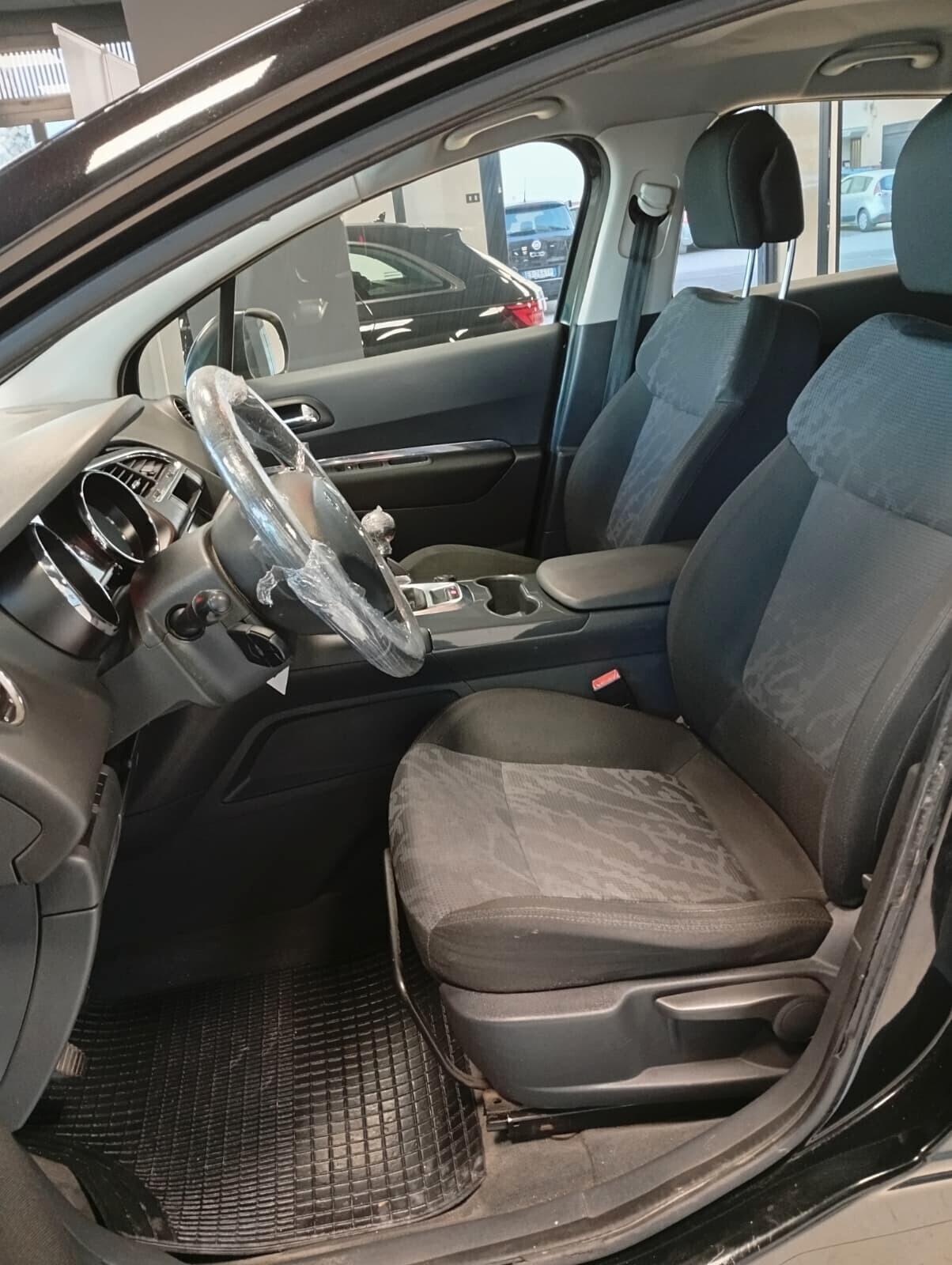 Peugeot 3008 1.6 HDi 110CV Business