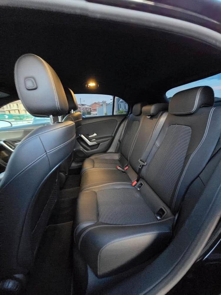 Mercedes-benz A 180 A 180 d Automatic Premium