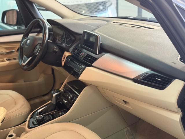 BMW 218 i Active Tourer Luxury