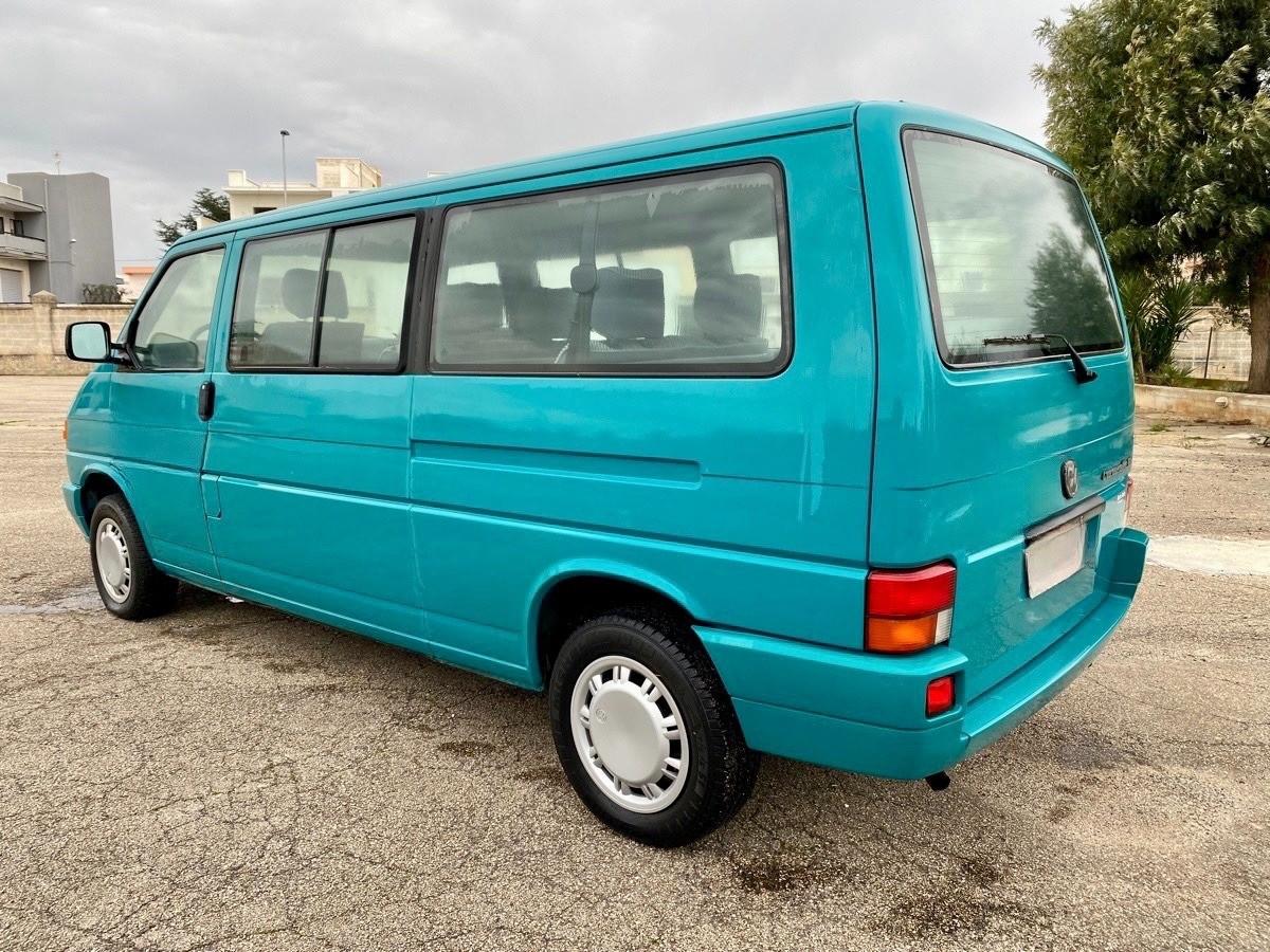 Volkswagen Transporter 2.4 D PL Caravelle GL