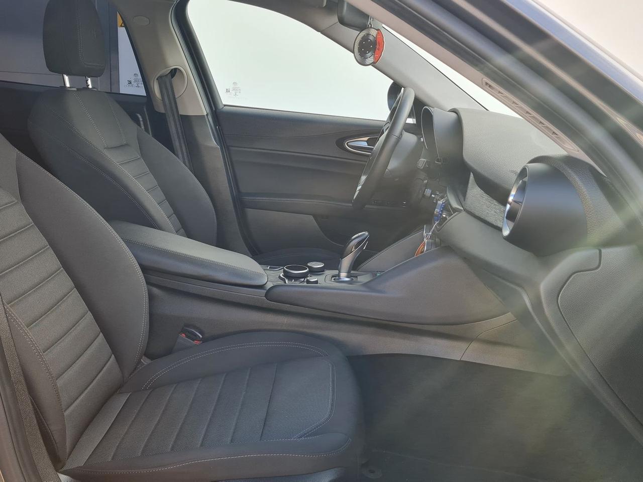 Alfa Romeo Giulia 2.2 Business #8718