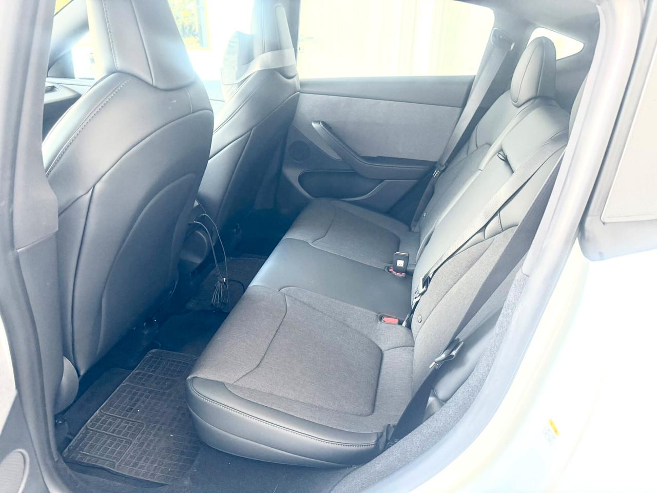 Tesla Model Y RWD Standard