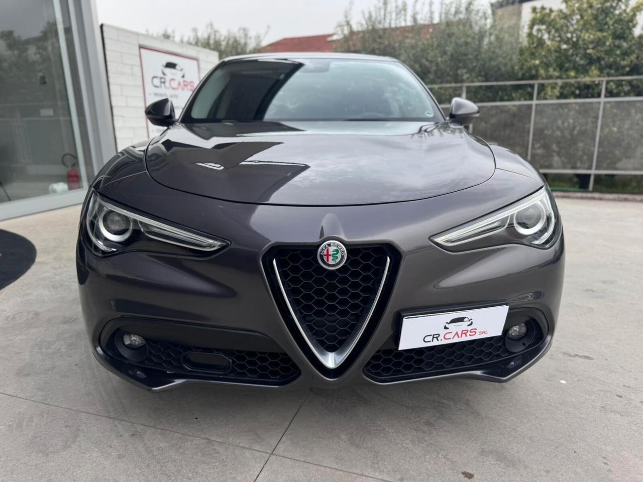 Alfa Romeo Stelvio 2.2 Turbodiesel 210 CV AT8 Q4 Super