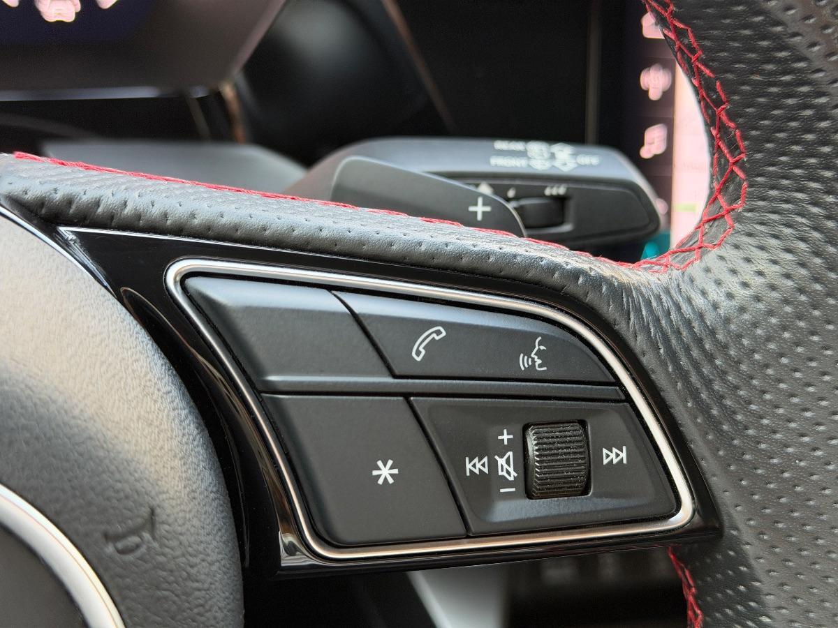 Audi A3 Sportback 40TDI 200CV Quattro S-line Identity Black