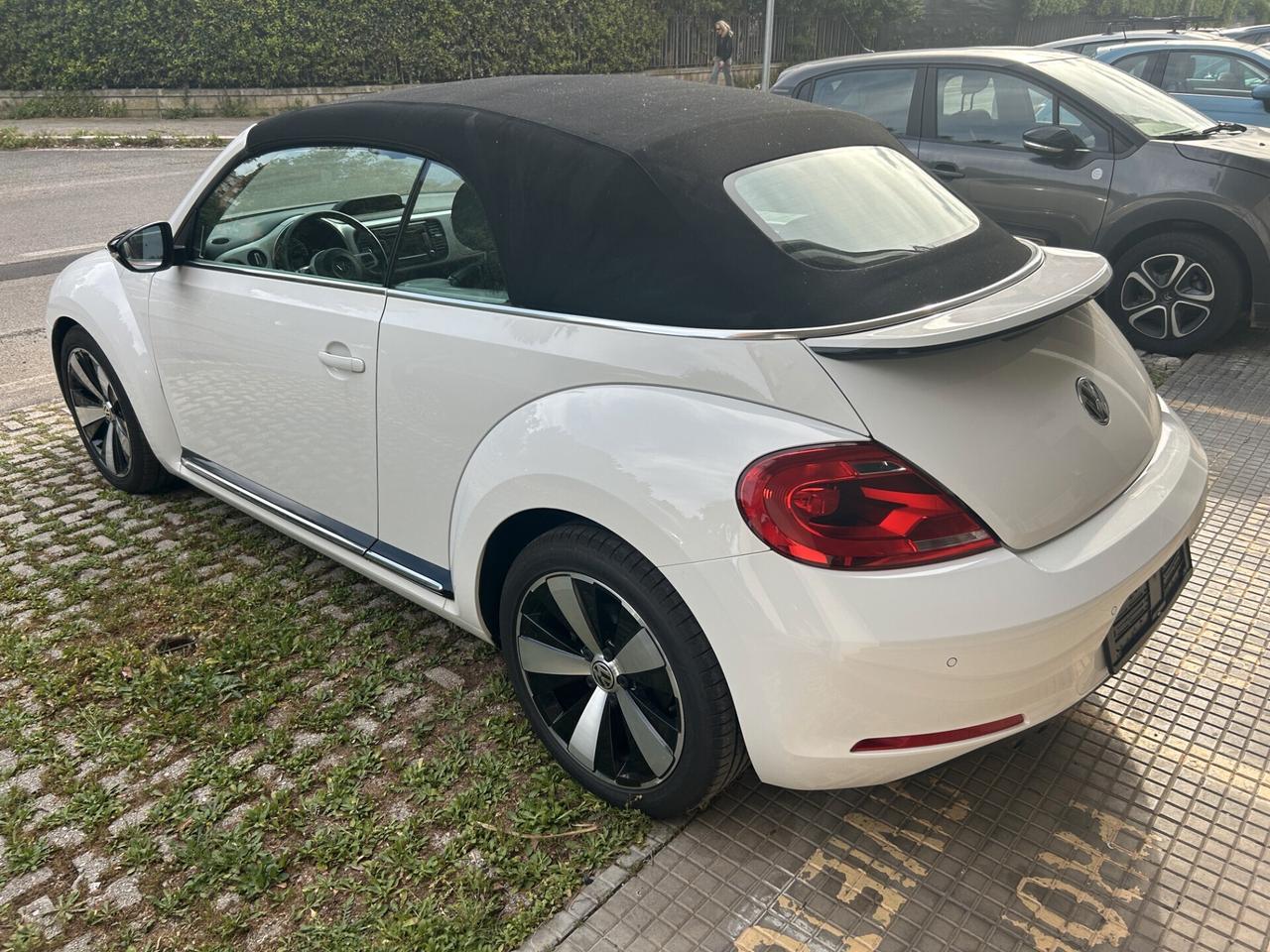 Volkswagen Maggiolino Cabrio 1.4 TSI 60's anniversary pack , pelle, led, navi