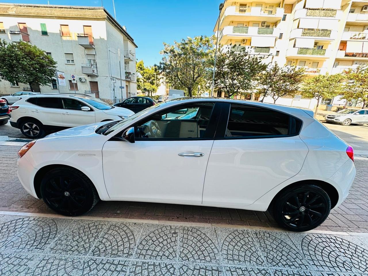 Alfa Romeo Giulietta 1.6 JTDm 120 CV