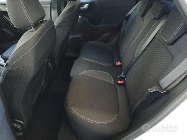 FORD Puma 1.0 EcoBoost Hybrid 125 CV S&S Titaniu