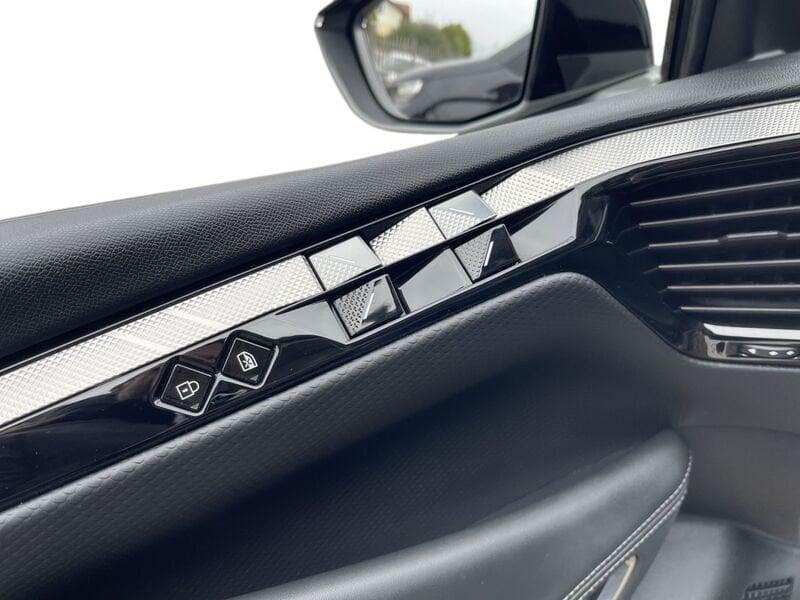 DS DS4 1.2 puretech Cross Trocadero 130cv auto