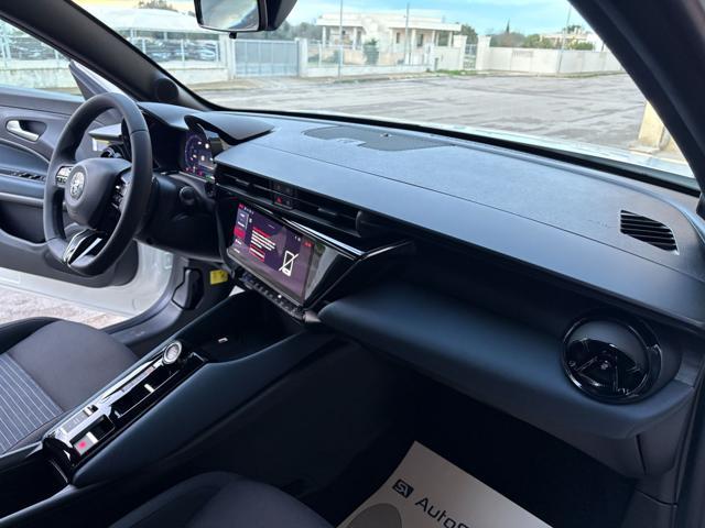 ALFA ROMEO Junior 1.2 136 CV Hybrid eDCT6.