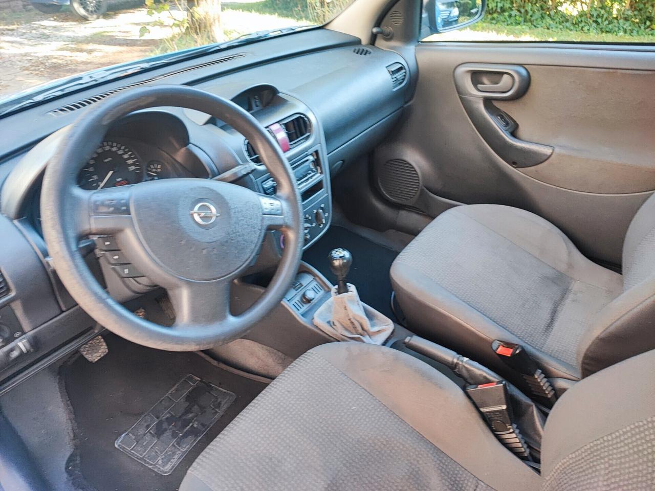 Opel Corsa 1.0 benz euro 4 neopatentati