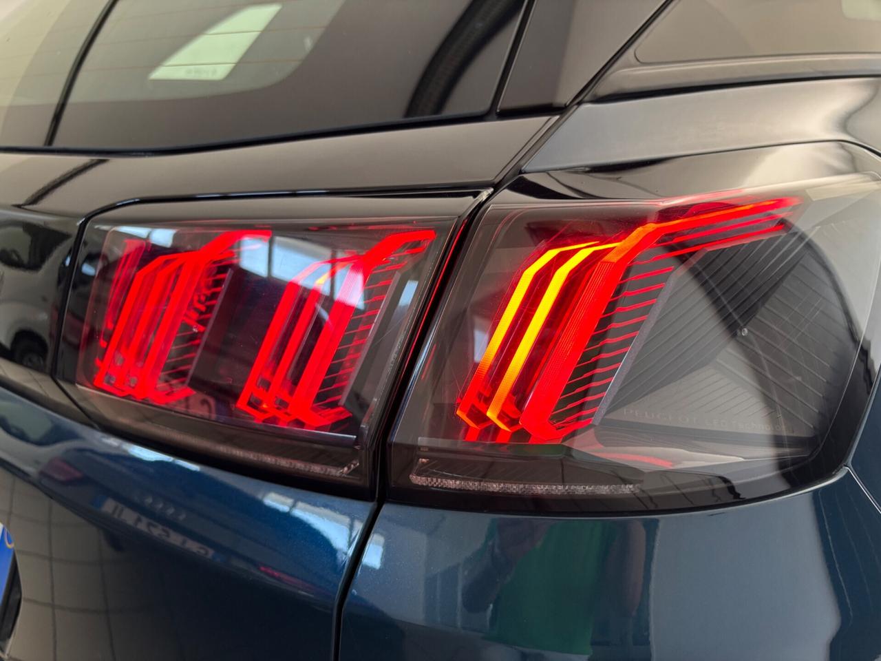 Peugeot 3008 BlueHDi 130 S&S EAT8