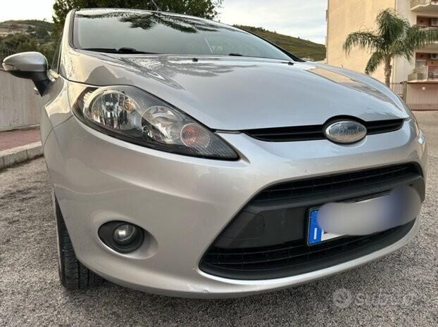 Ford Fiesta 1.4 TDCi 5p. Ghia