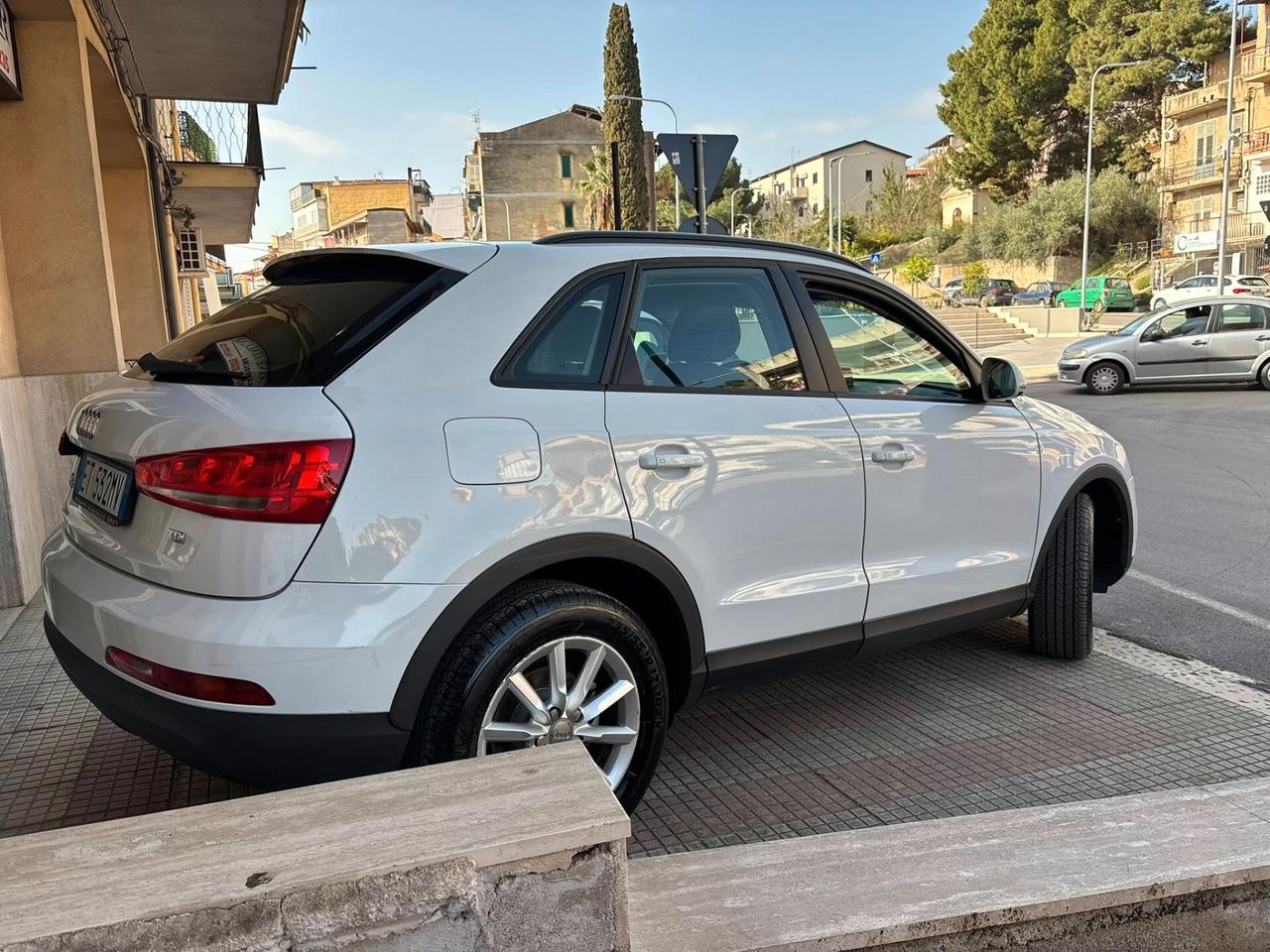 Audi Q3 2.0 TDI 140CV - 2014