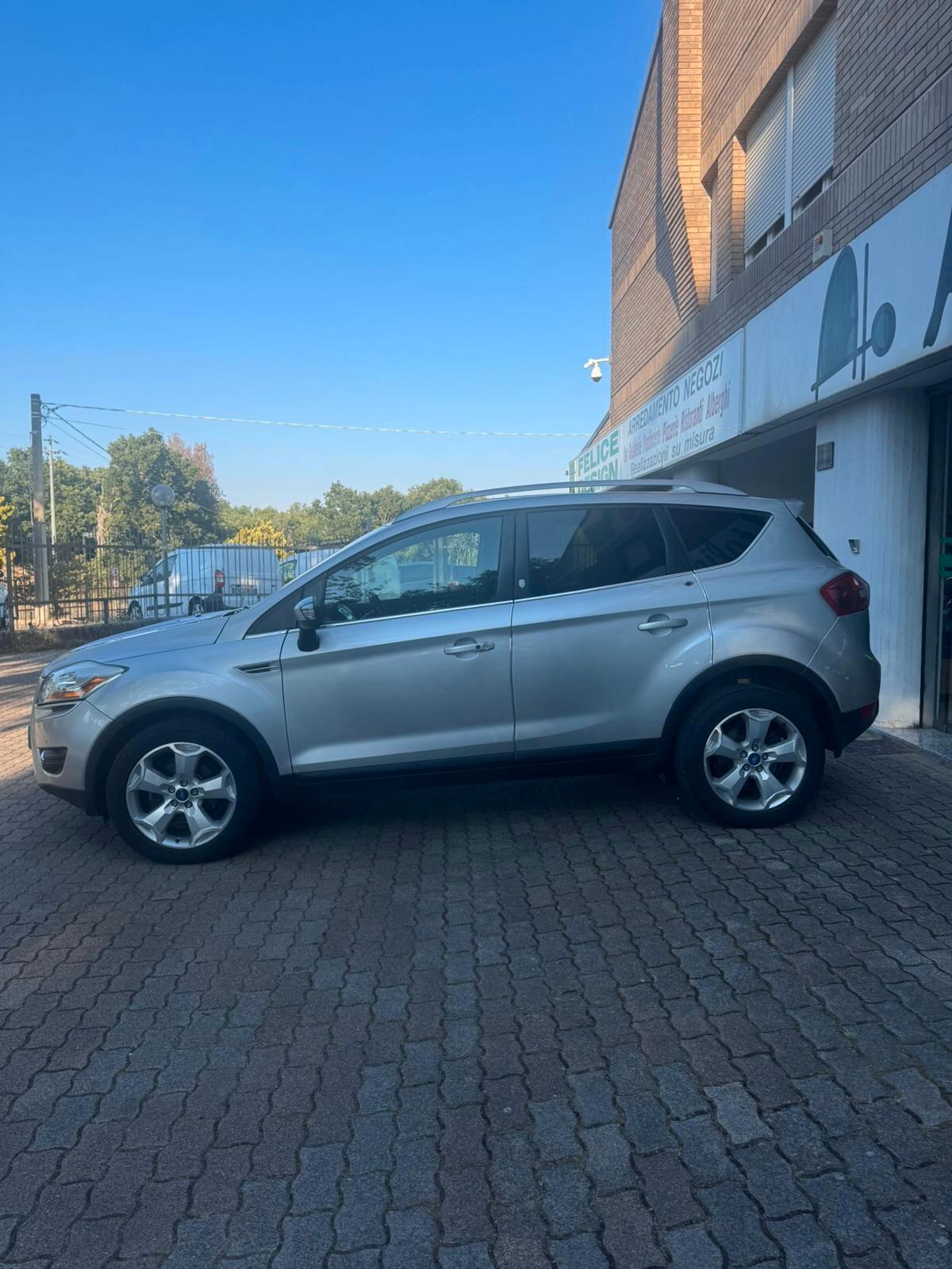 FORD KUGA 2.0 163CV 4WD TITANIUM 2011