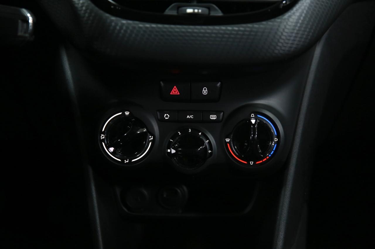Peugeot 208 BlueHDi 100 cv Signature